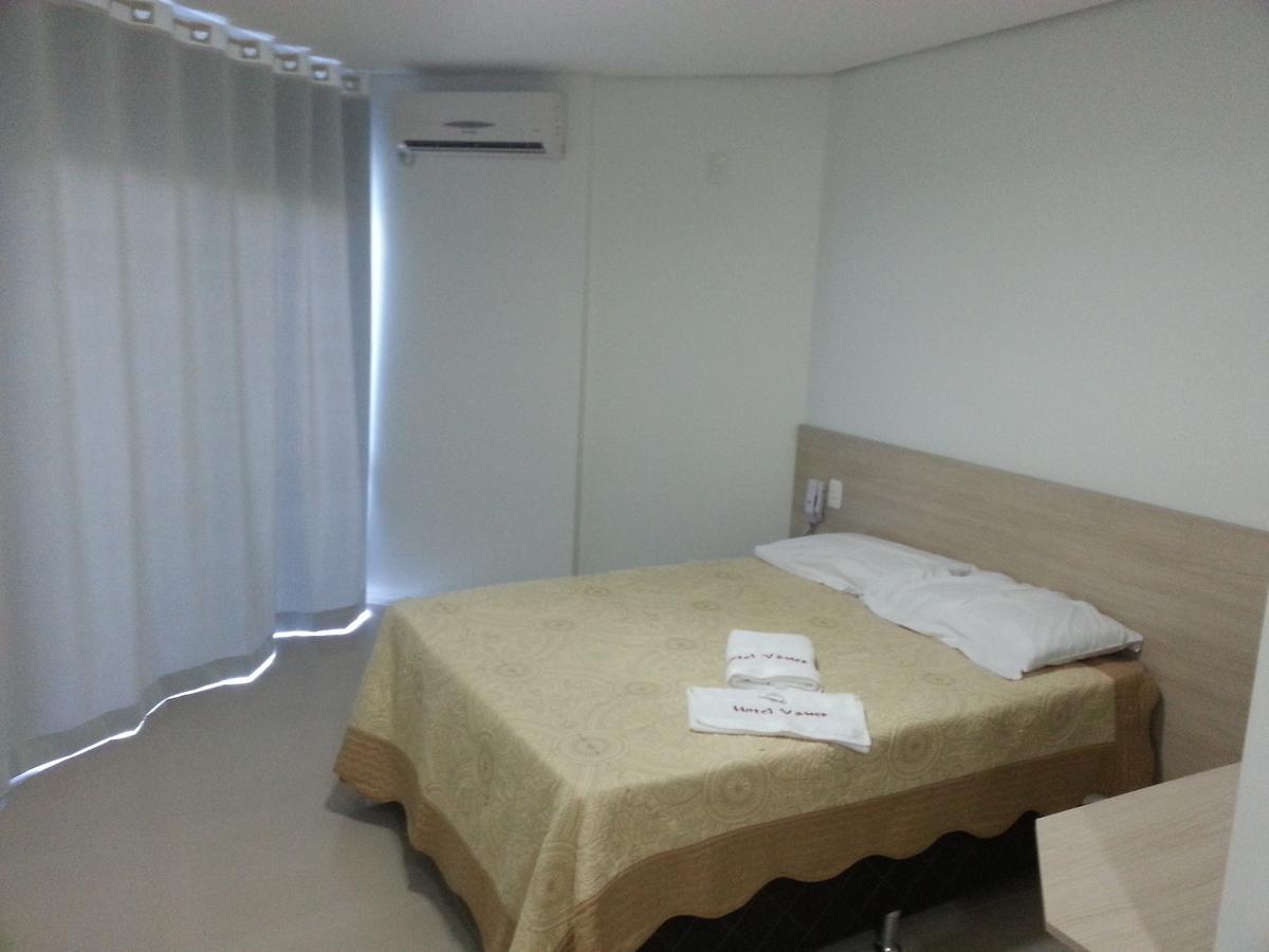 Hotel Vanes Coronel Freitas Cameră foto